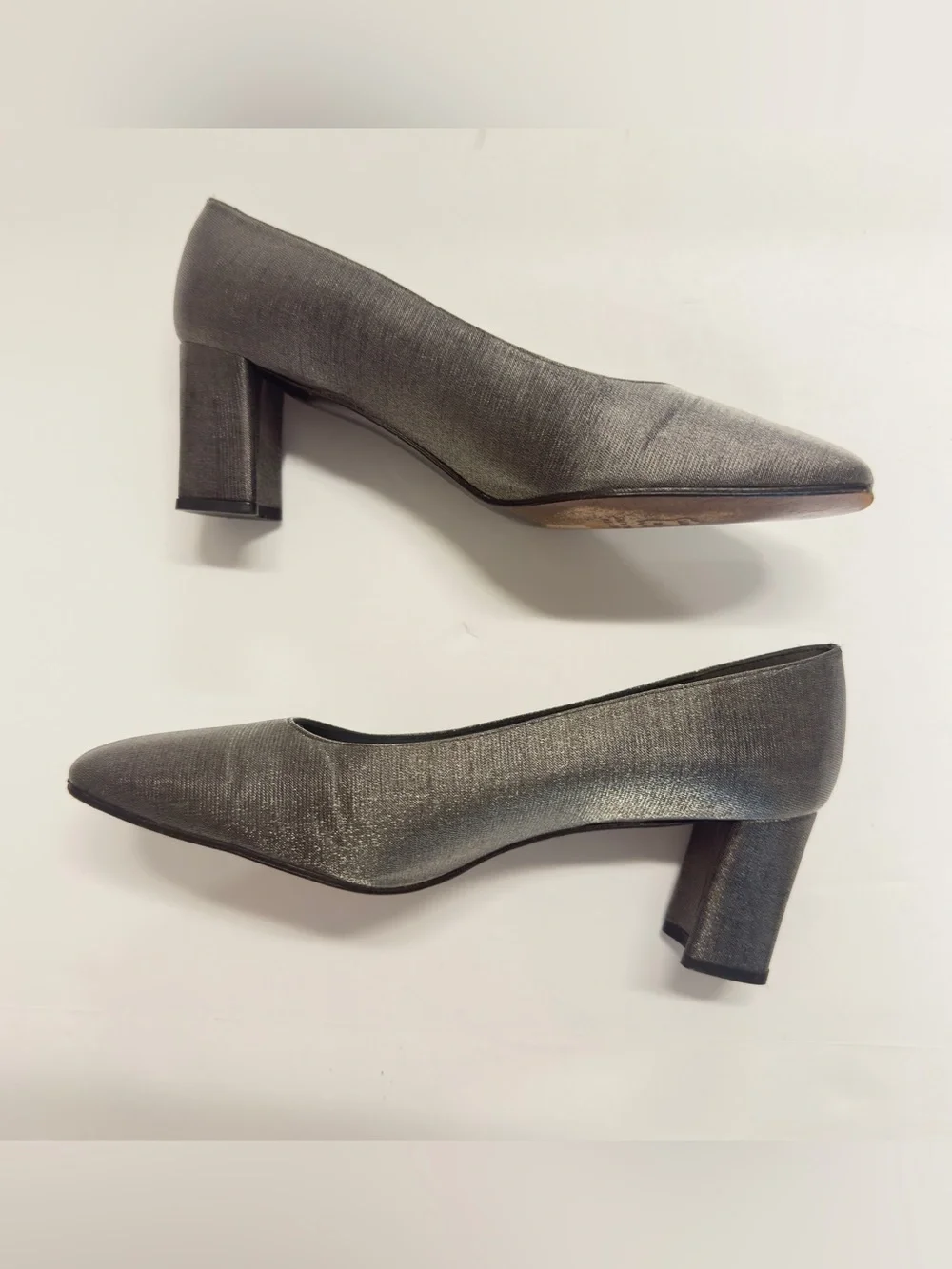 Vintage 90s Stuart Weitzman 'Anna' Pewter Metallic Block Heel Pumps Size 7